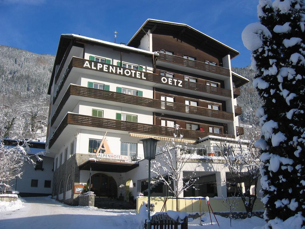 Alpenhotel Oetz Exteriör bild